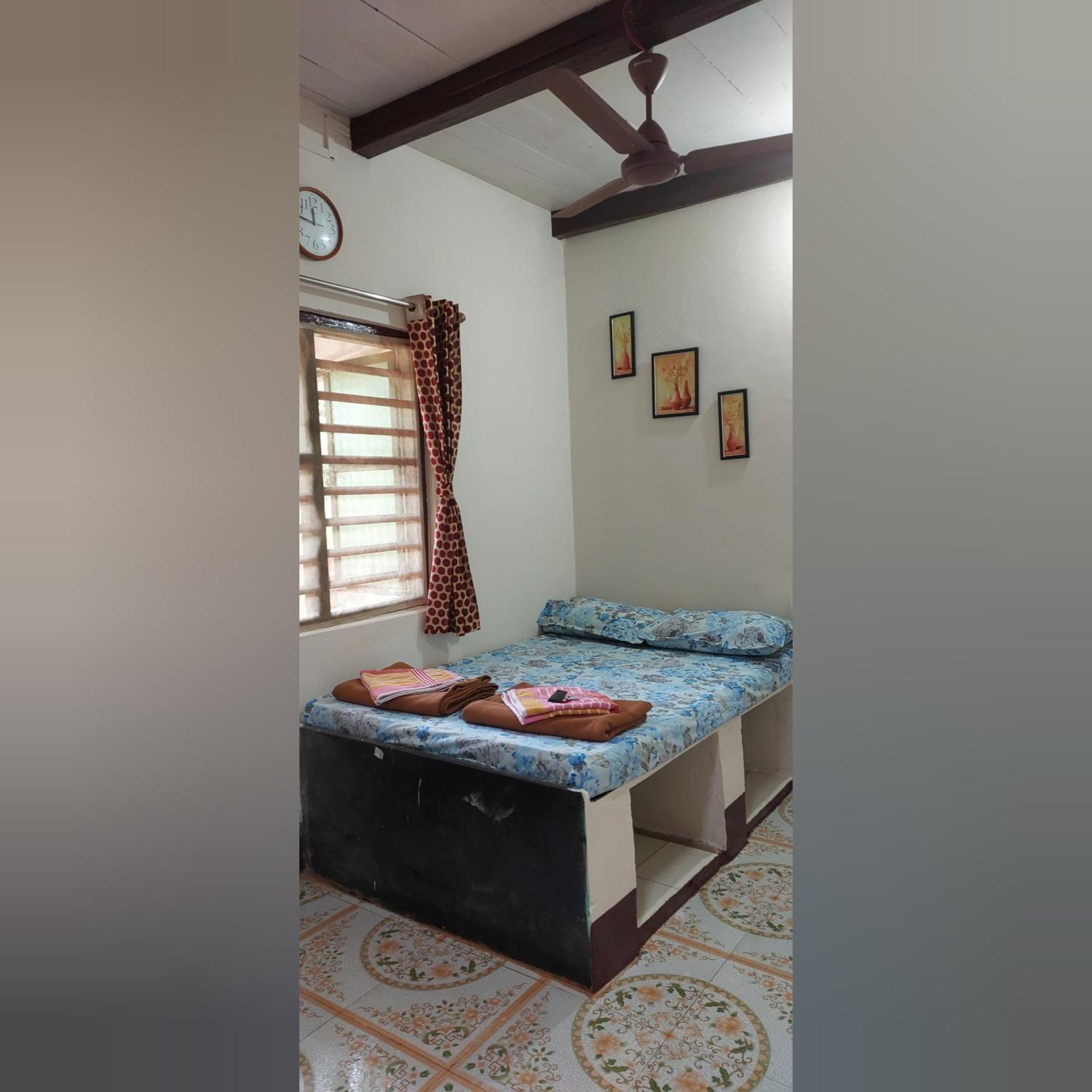 Samarth Atc-Beach Home Stay Ratnāgiri Eksteriør billede